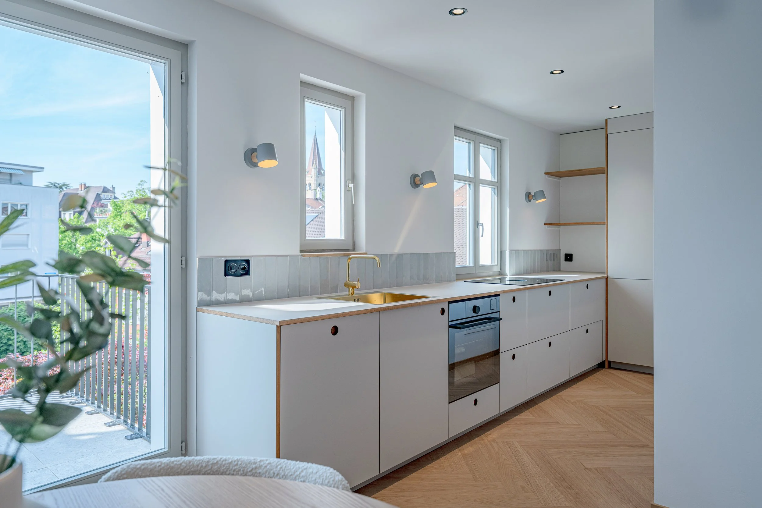 Innenraum due livelli, Maisonette in einem Stadthaus, Basel