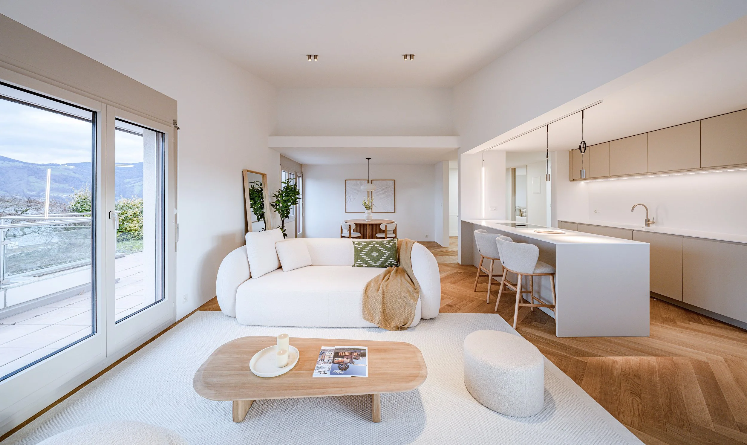 Terrassenhaus due viste mit Sichtachse zum Zugersee, Immensee